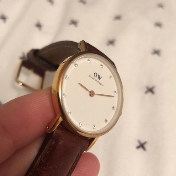 Daniel Wellington Watch - Picture 2 of 7